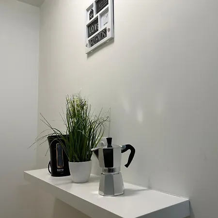 55 M2 Stylish Apartment With Balcony & Parking Wenen Buitenkant foto