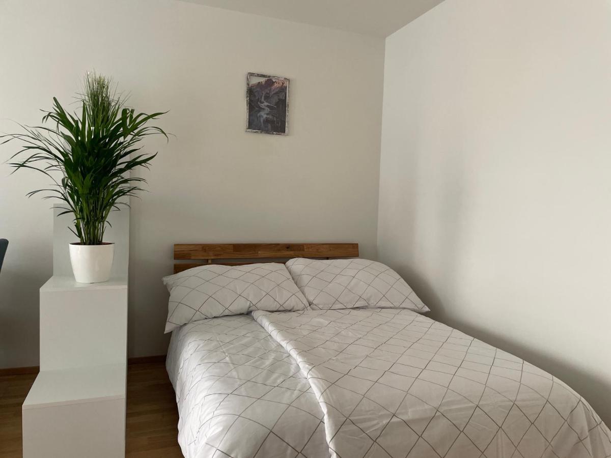 Appartement 55 M2 Stylish With Balcony & Parking *